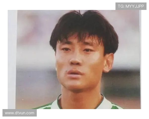 内巴尔足球明星的辉煌历程与对足球界的深远影响分析